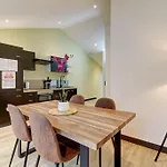 La Cambuse Topdestination-bourg - Centre - Classe 3 Etoiles Apartament *
