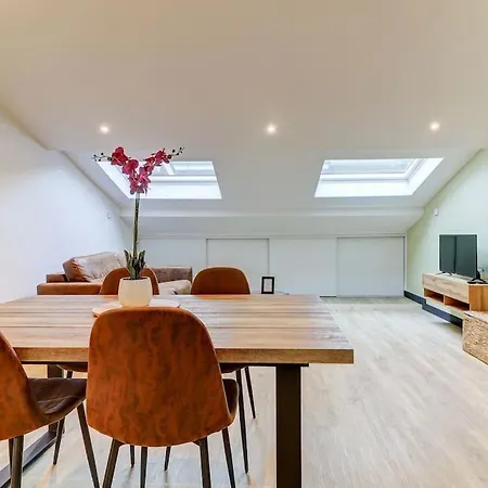 La Cambuse Topdestination-bourg - Centre - Classe 3 Etoiles شقة بور أو بريس