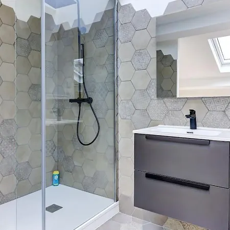 La Cambuse Topdestination-bourg - Centre - Classe 3 Etoiles بور أو بريس