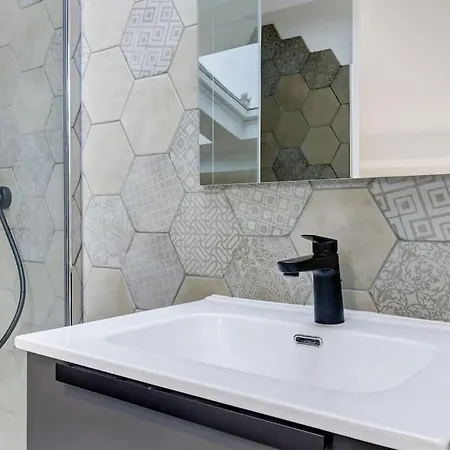 La Cambuse Topdestination-bourg - Centre - Classe 3 Etoiles بور أو بريس